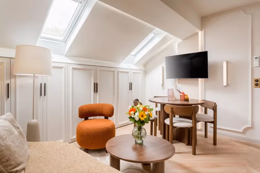 Salon Suite de Luxe St Cyr II
