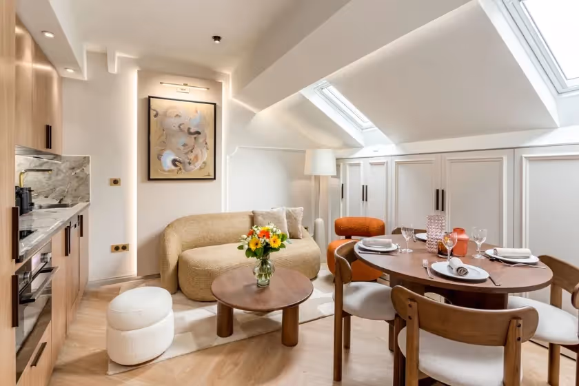 Salon Suite de Luxe St Cyr II