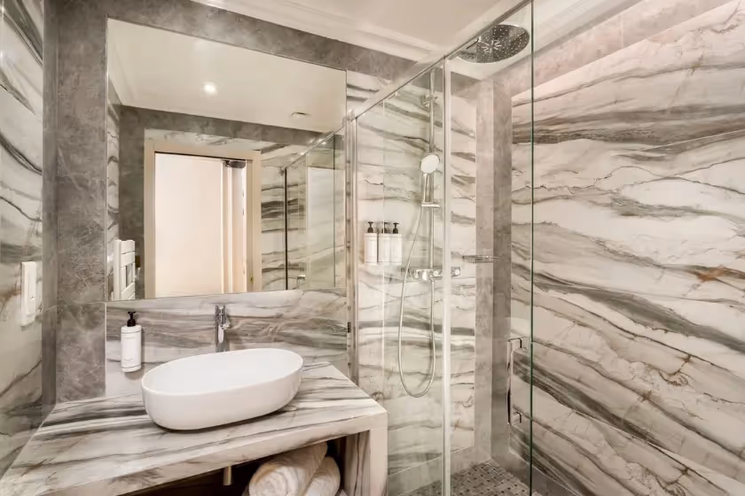Salle de bain Chambre 6 Suite Signature Archives II