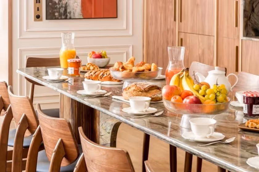 Petit déjeuner Suite Signature Archives II