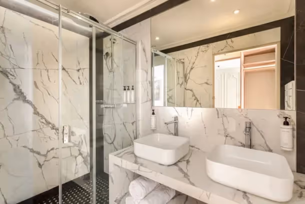 Salle de bain de l'appartement Signature Suite Marais Archives II