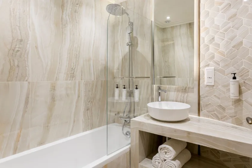 Le chambre 2 suite signature turbigo III Vue paris