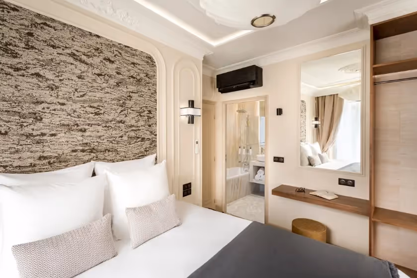 Le chambre 2 suite signature turbigo III Vue paris
