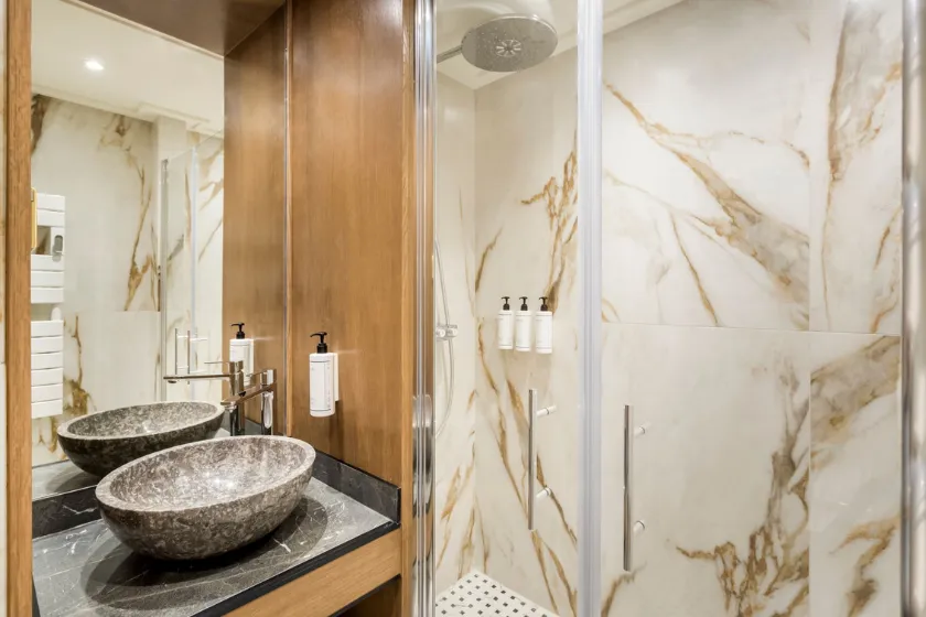 Salle de bain Suite Signature Bourse I - vue Bourse