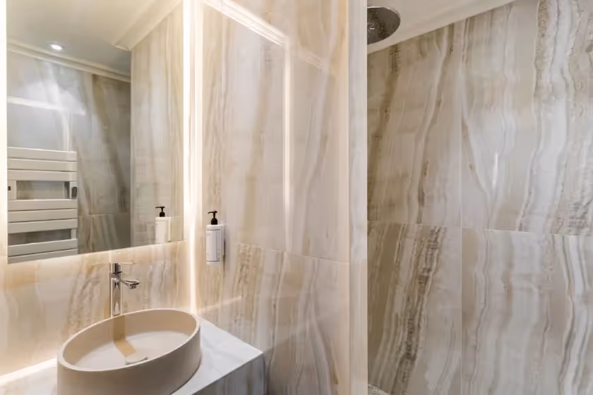 Bathroom Bedroom 2 luxury suite turbigo II