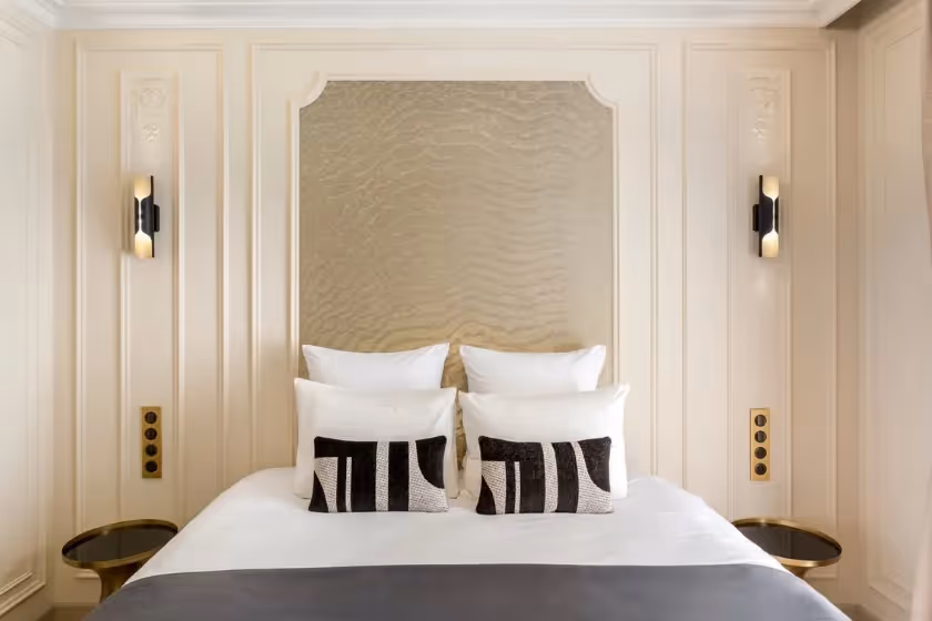 Room 1 turbigo II luxury suite