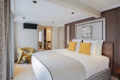 Room 2 Suite Signature Viala III 