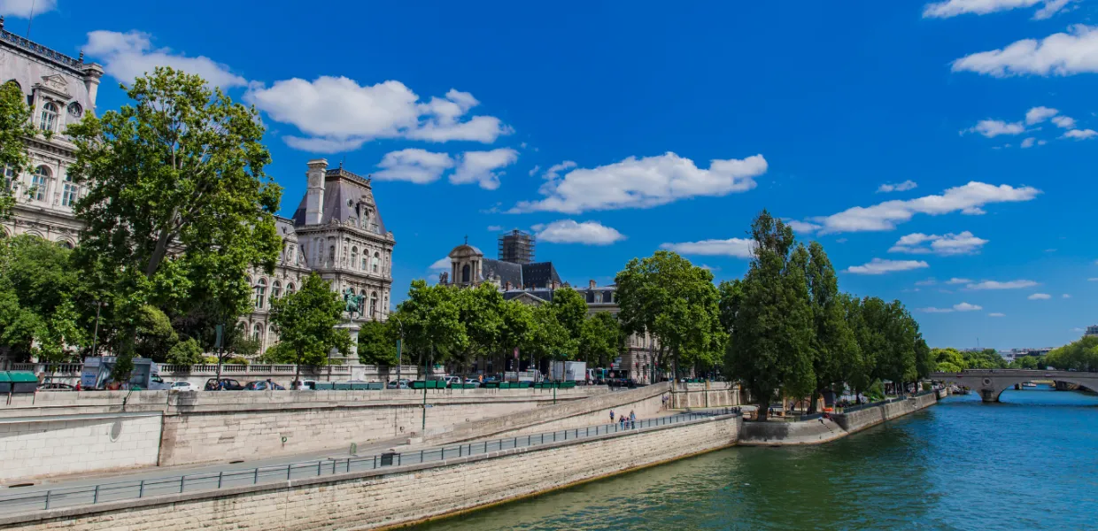Les quais de Seine Merveil Paris