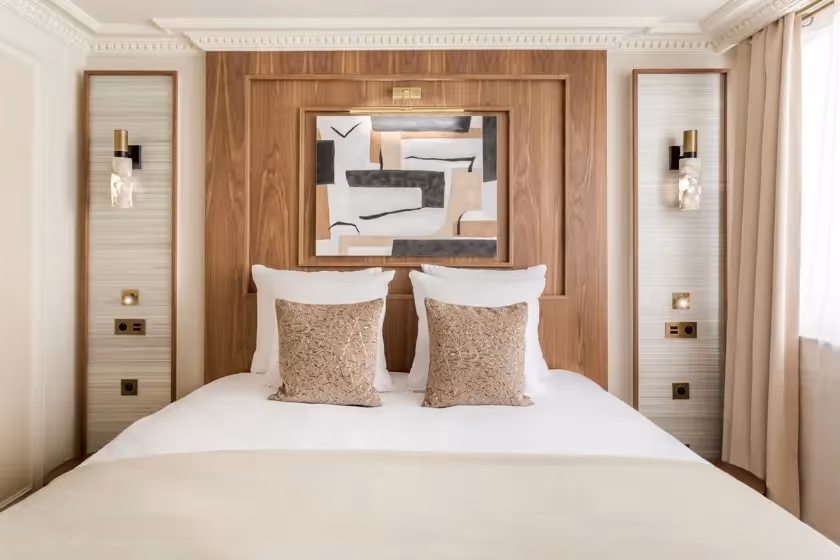 Room 1 Suite Signature Bateliere