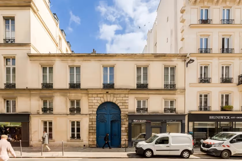Façade Turenne Luxury Suite