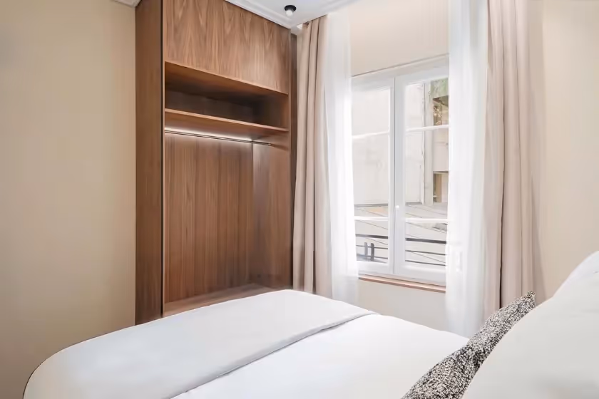 Room 3 Signature Suite Dulud I