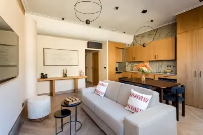 Salon Suite Signature Desaix I