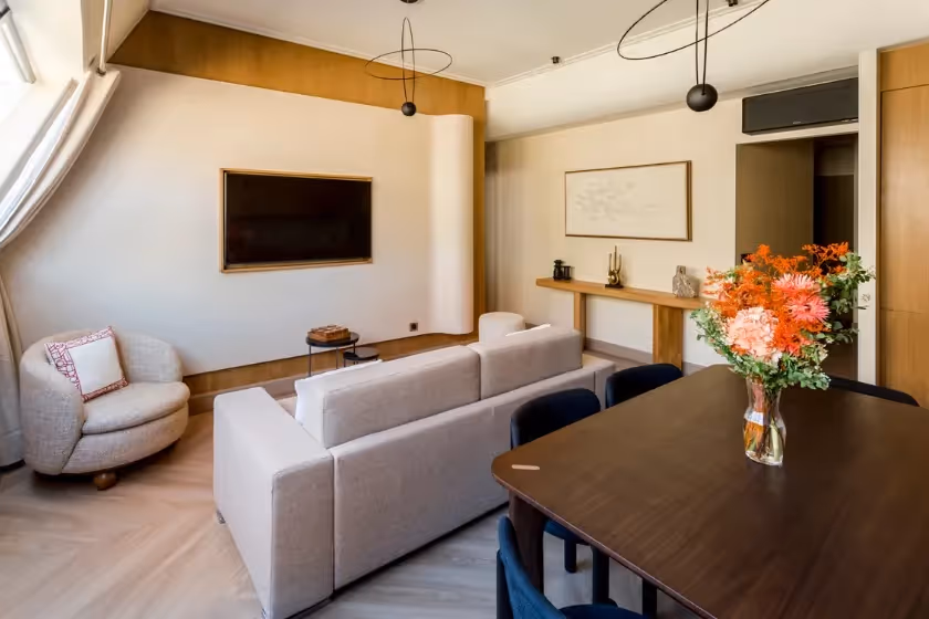 Salon Suite Signature Desaix I