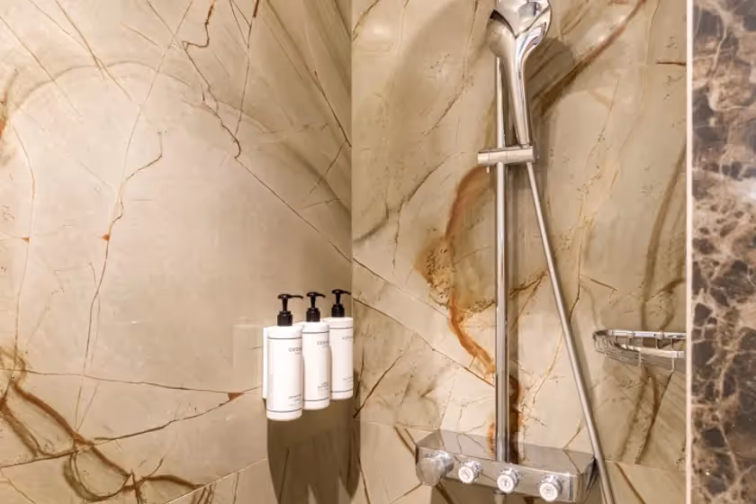 Salle de bain Chambre 1 Suite Signature Desaix I