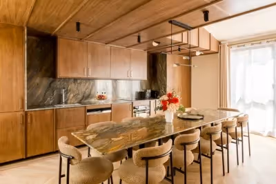 Kitchen and Dining Room Suite Signature Desaix II