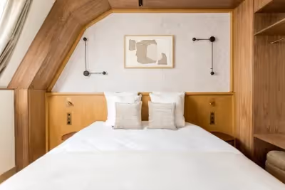 Room 1 Suite Signature Desaix II