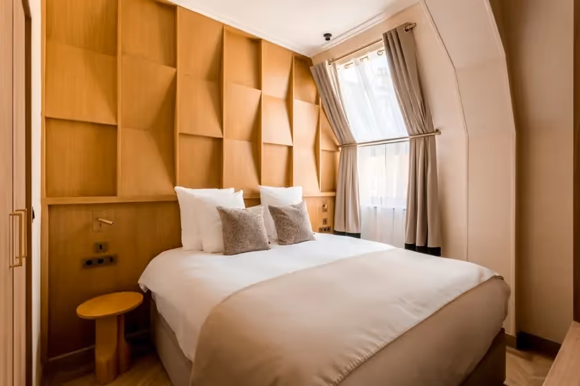 Room 4 Suite Signature Desaix II
