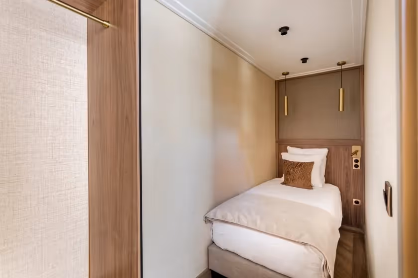 Room 5 Suite Signature Desaix II