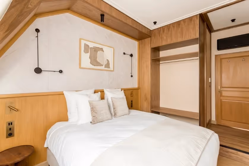 Room 1 Suite Signature Desaix II