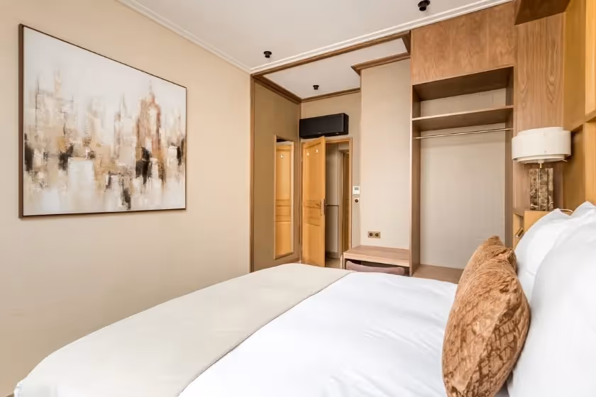 Room 2 Suite Signature Desaix II