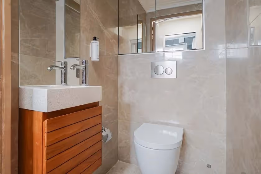 WC 1 Suite Signature Viala III