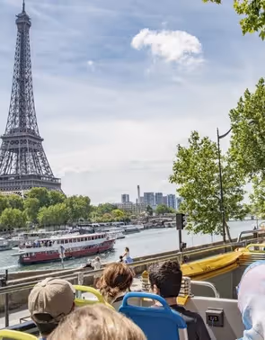 Climb aboard a bus and discover Paris in a whole new way.