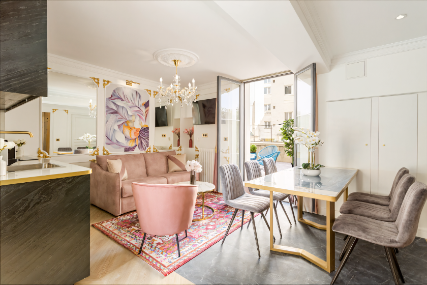 Le SALON suite de luxe bac II terrasse