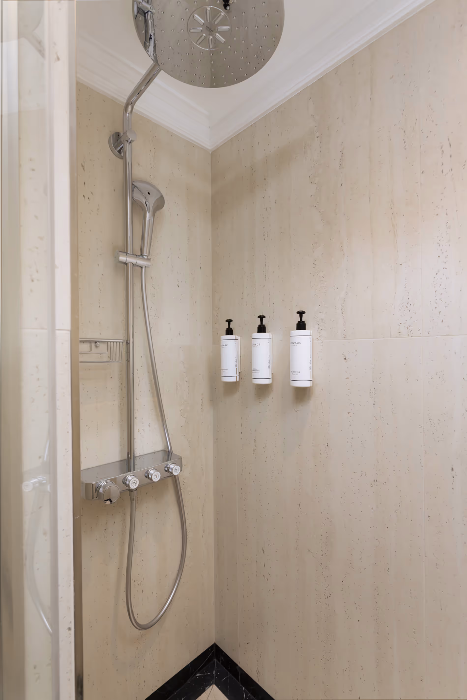 The bathroom Cosy apartment rIVoli