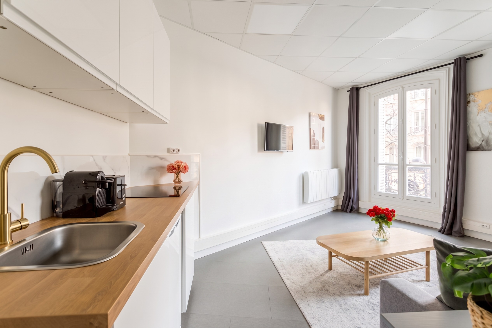 Le cuisine et salon Appartement Cosy Turbigo I