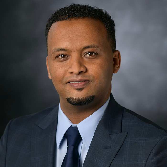 Dr. Dr. Yohannes Hadera, DDS