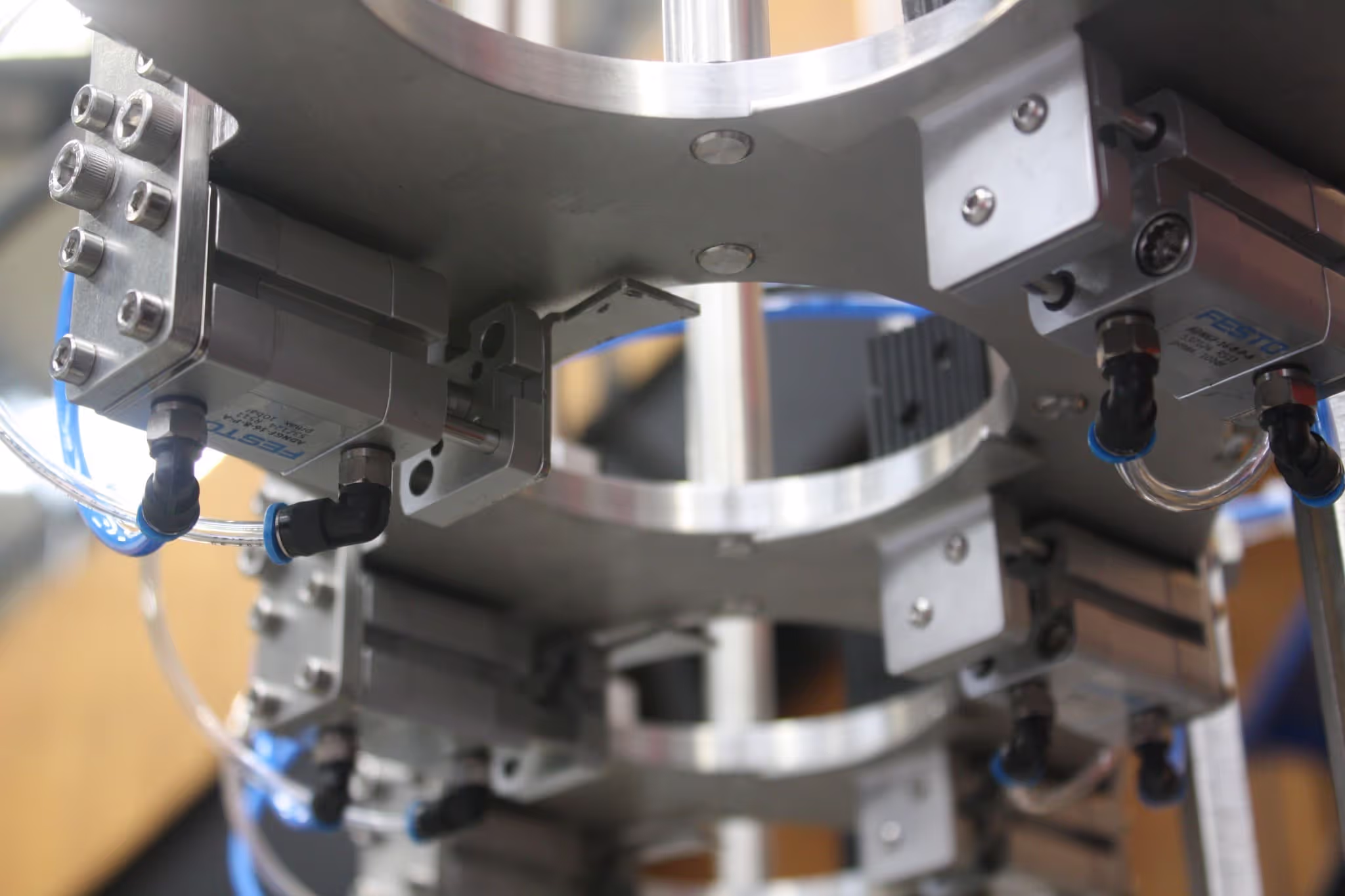 hunter filling product low angle