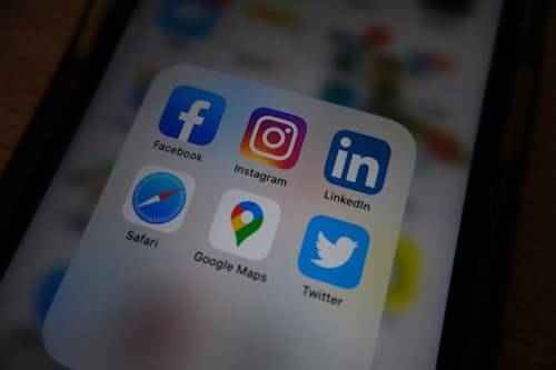 es réseaux sociaux, piliers des stratégies de prospection moderne.