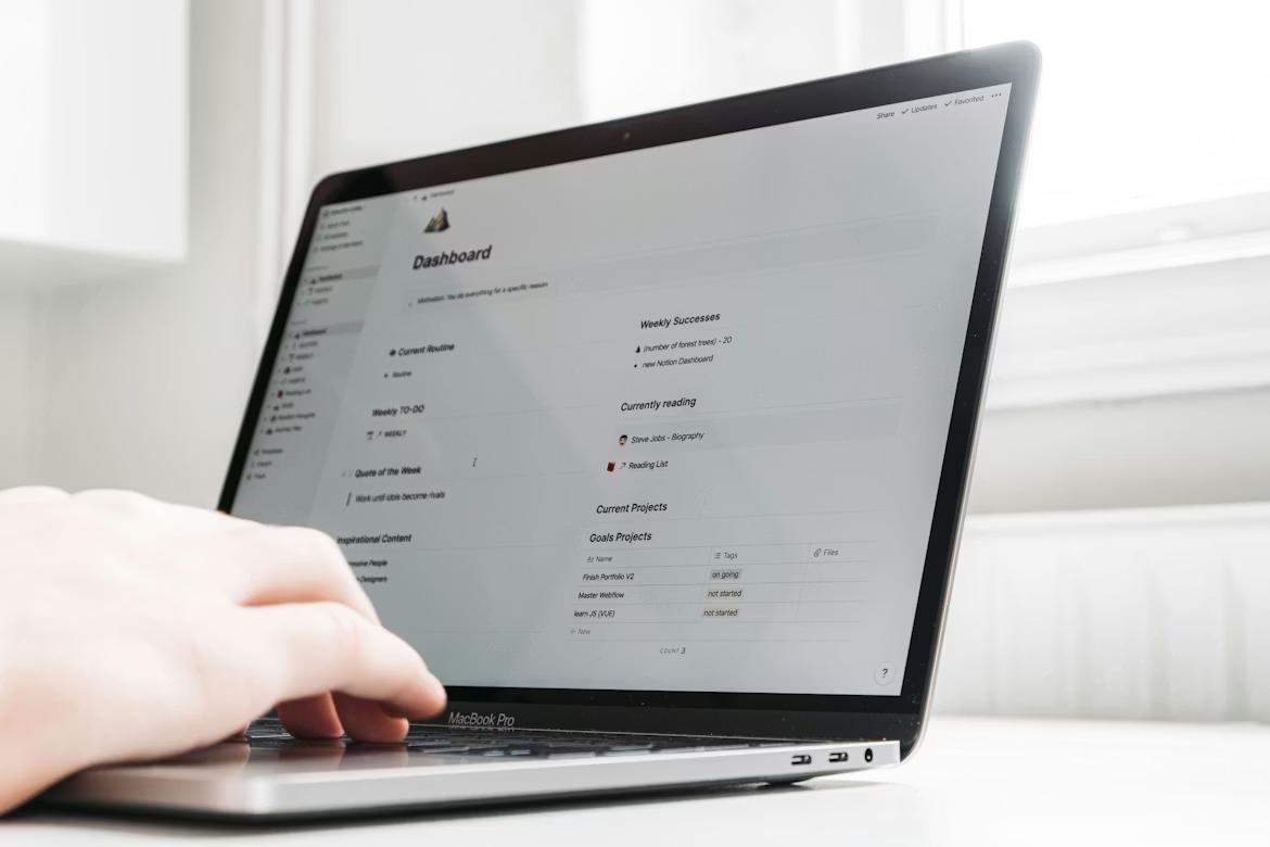 Pilotage d’une stratégie de contenu orientée priorisation et objectifs business.