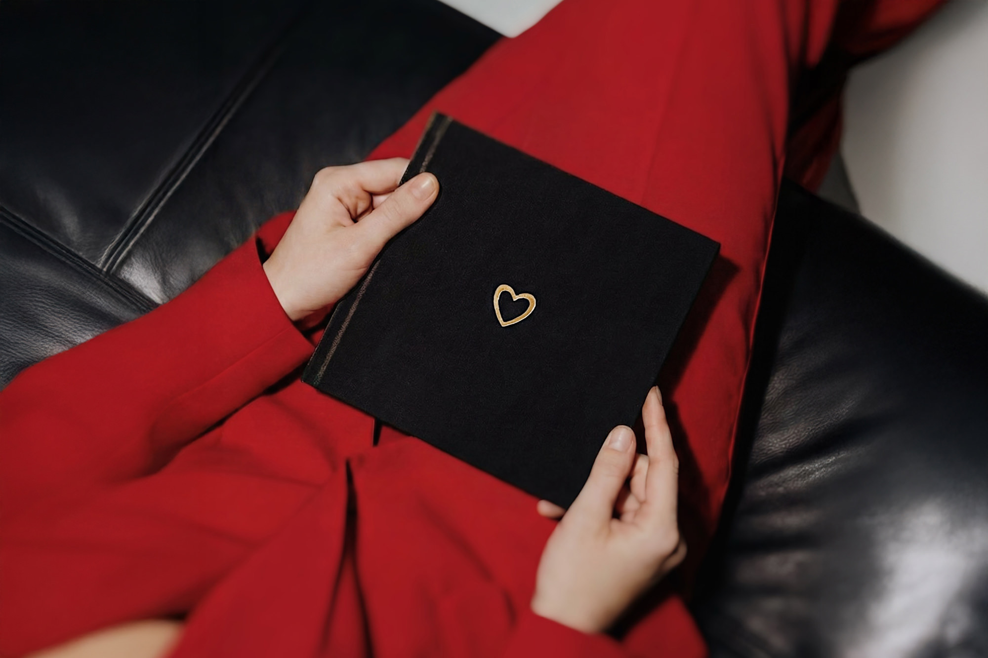 2 Simple Steps to Help You Sell Albums During Valentine’s