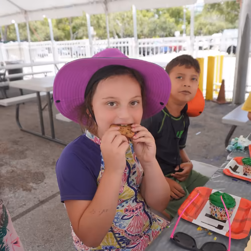 Young participants during a Shake-A-Leg Miami programme on Biscayne Bay