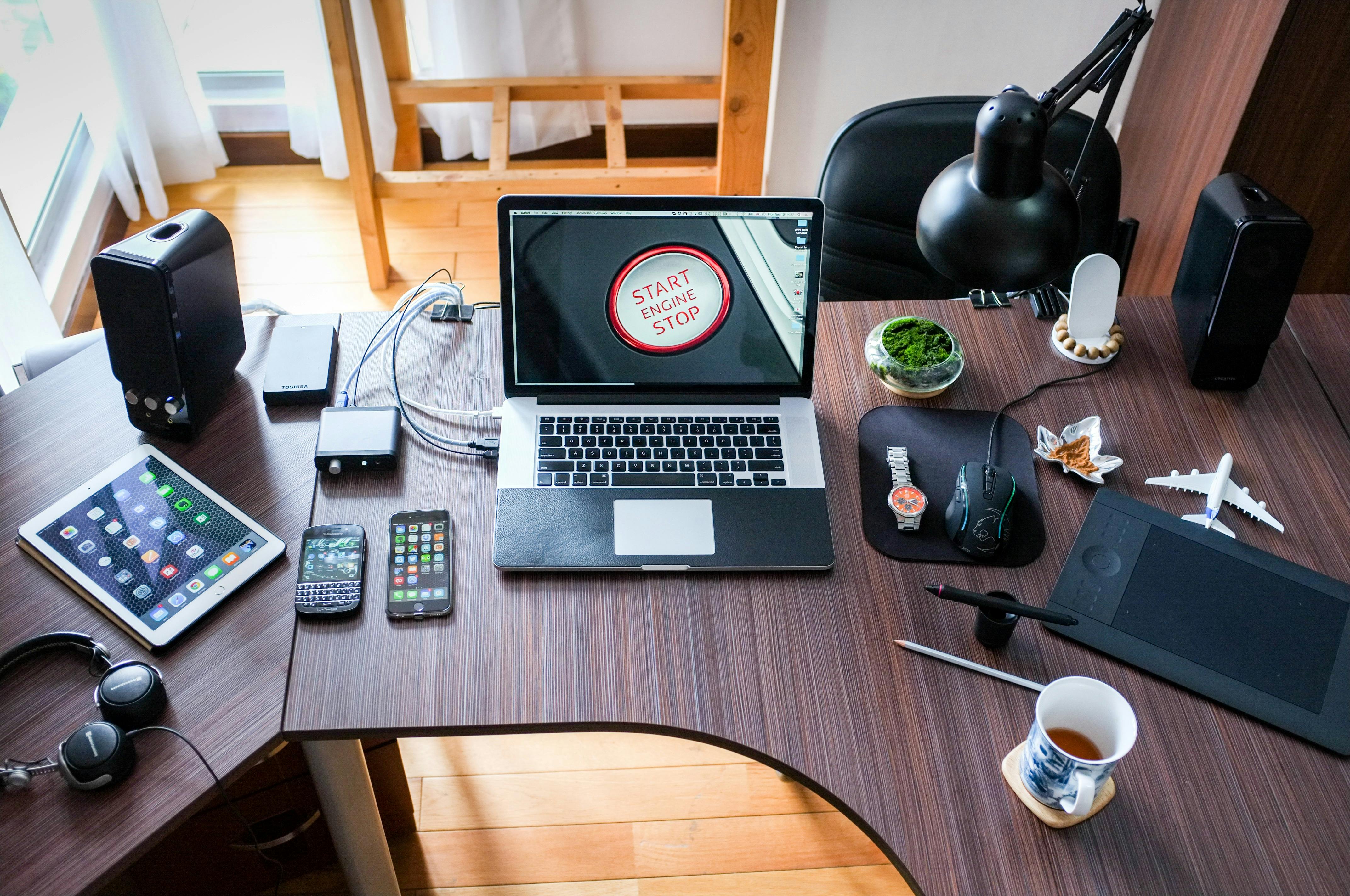 8 Essential Business Travel Technologies