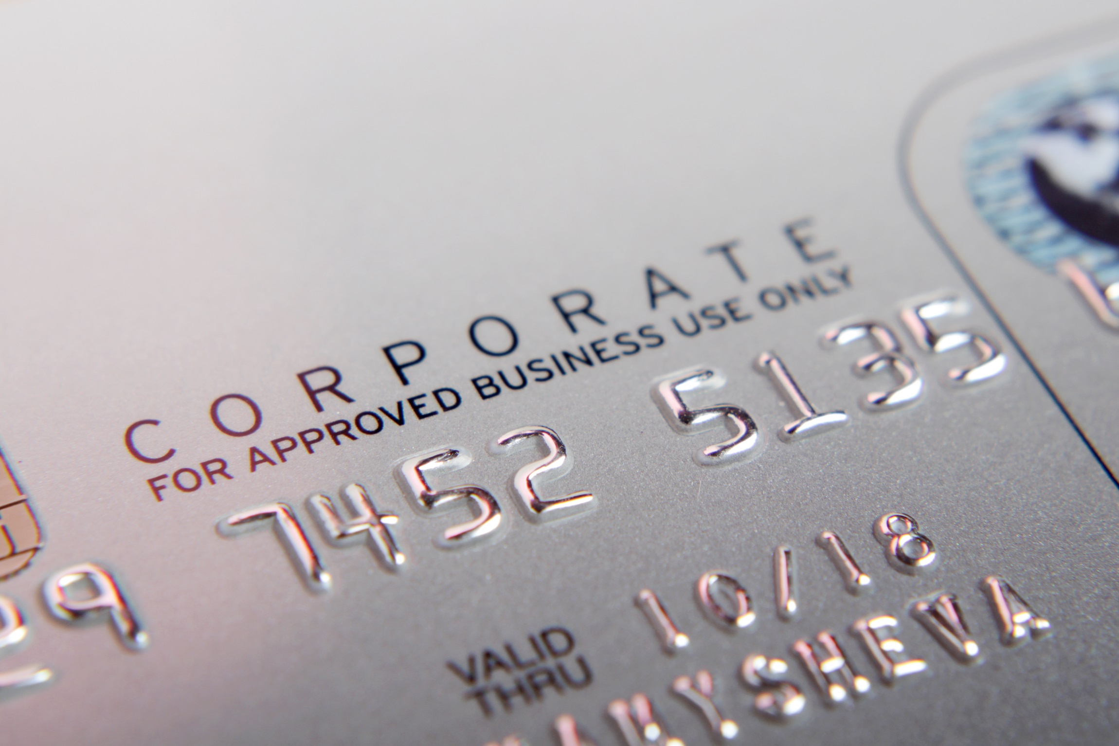 Best Corporate Credit Cards Options for Employee Travel Expenses (virtual & physical)