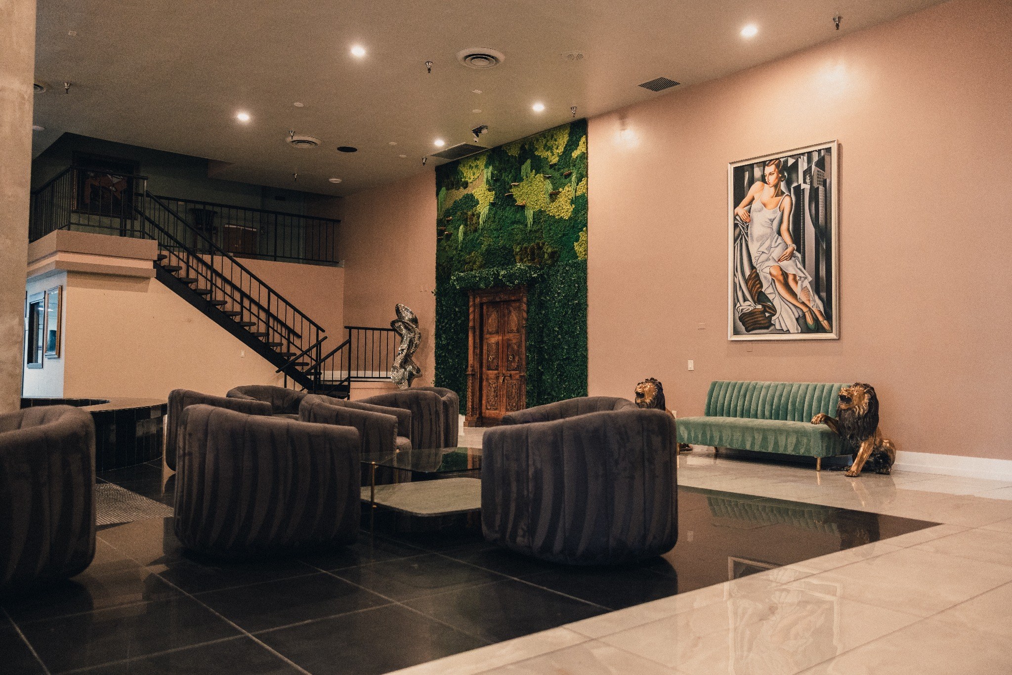 The Lexi lobby