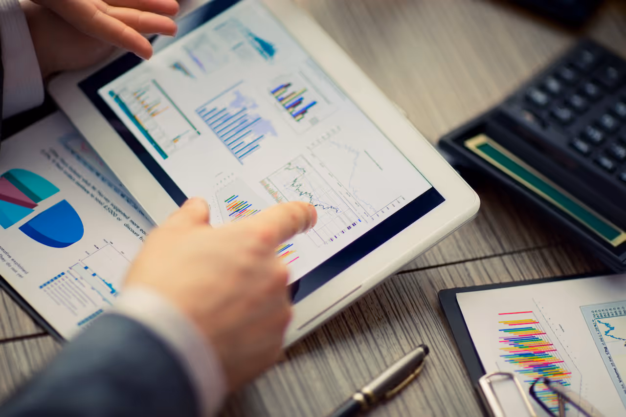 Support Customer decision-making processes