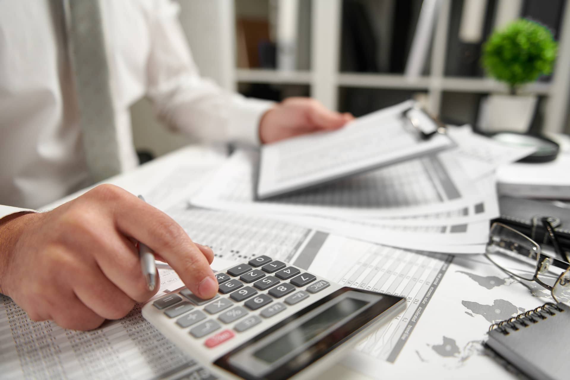 Budget 2024 : le gouvernement suspend les baisses d’impôt