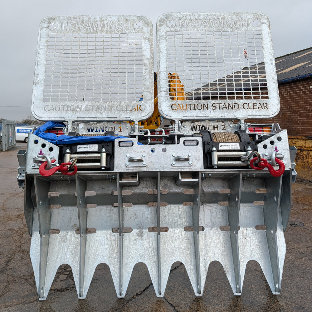Heavy Duty Double Winch Anchor with Novawinch Hydraulic Winches