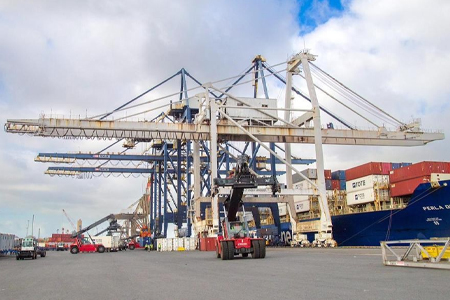 Los fondos permitirán reconstruir y mejorar infraestructura portuaria en Puerto Nuevo e Isla Grande, dos de las zonas de mayor movimiento de carga en la Isla 