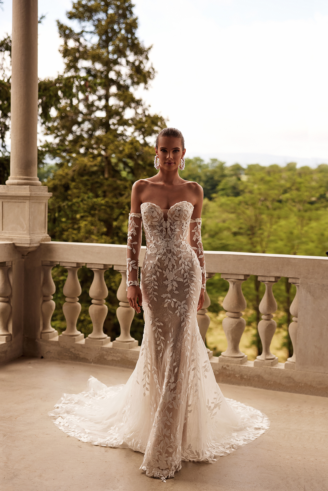 Ein Vorschaubild eines Fit´n Flare-Kleids von Ewig Dein Bridal Concept Boutique Gelnhausen