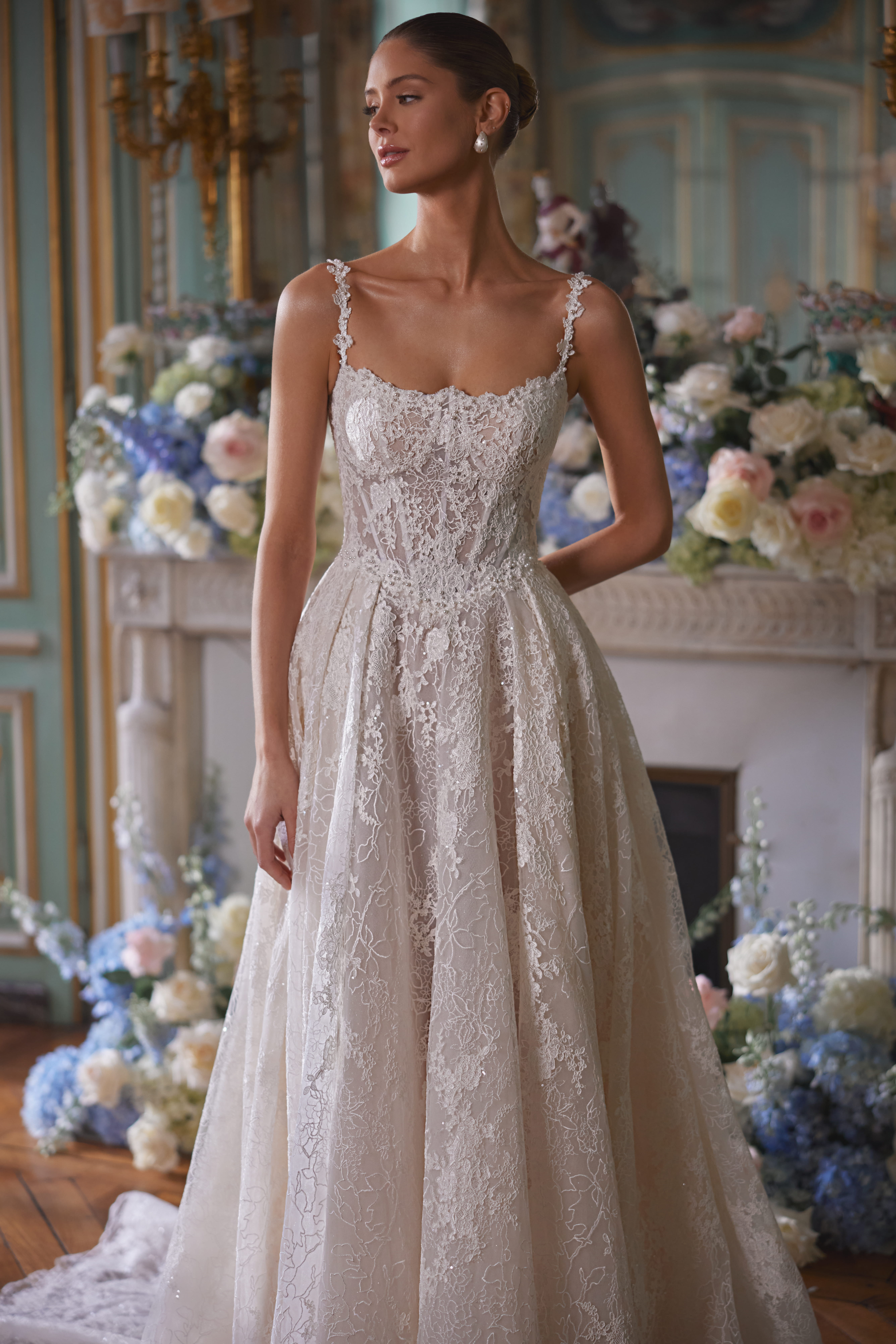 Brautkleid der Marke DAMA Couture aus französischer Spitze