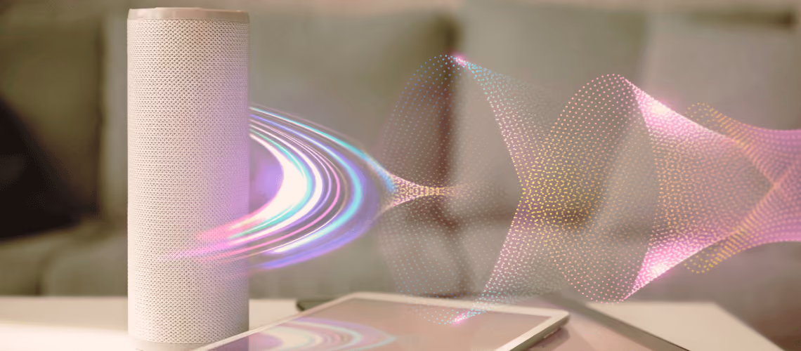 Altavoz inteligente blanco con ondas de sonido coloridas y abstractas