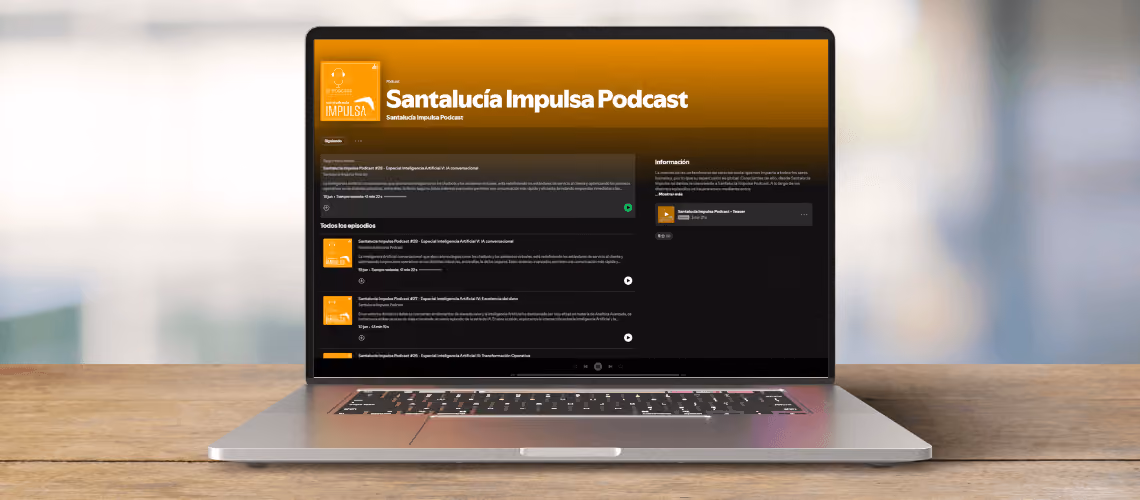 Página web de Santalucía Impulsa Podcast en una computadora portátil
