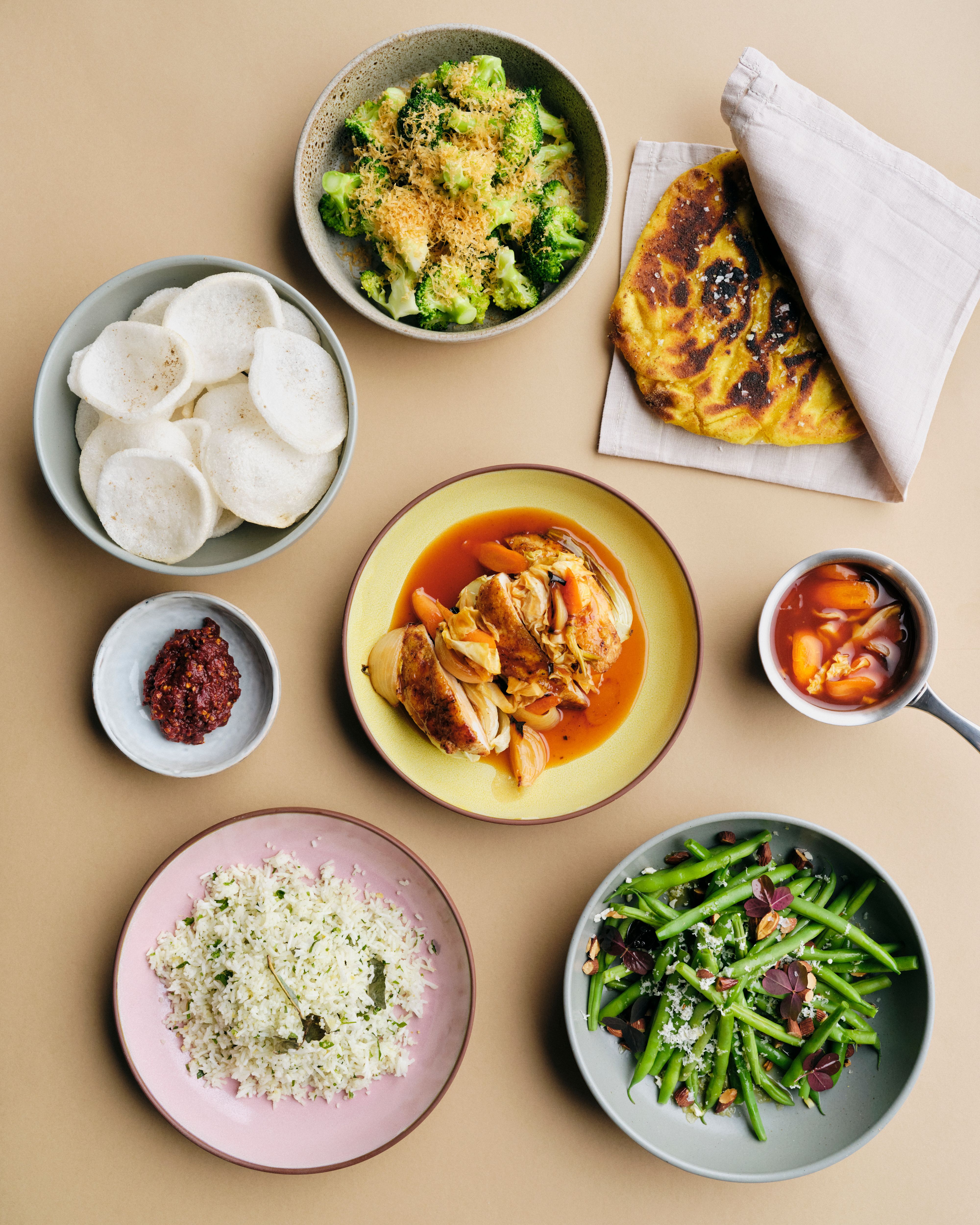 Udvalg af frokostmenu jordomrejsen