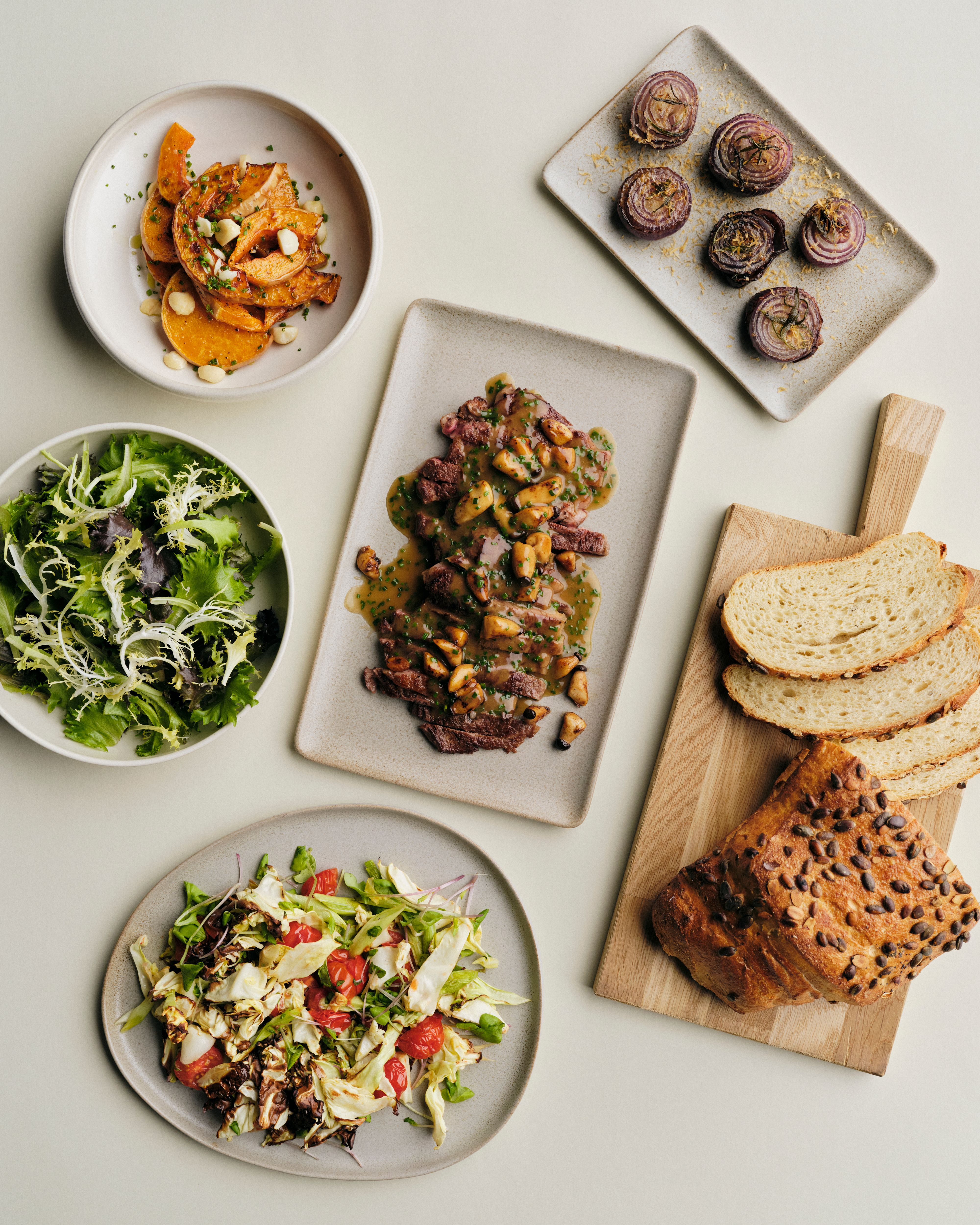 Udvalg af frokostmenu den klasisske