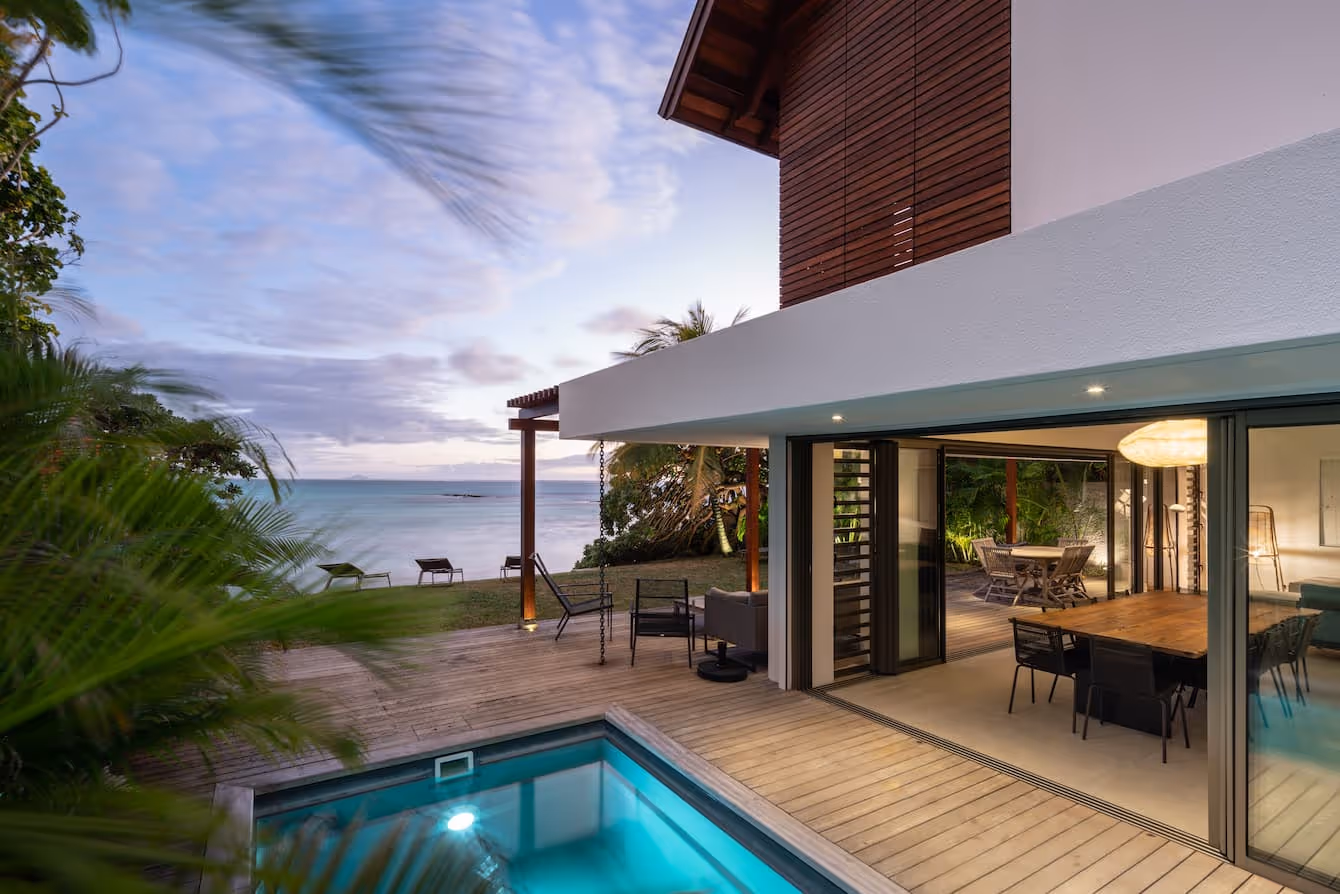 Villa Saphir Outside View - Muse Villa