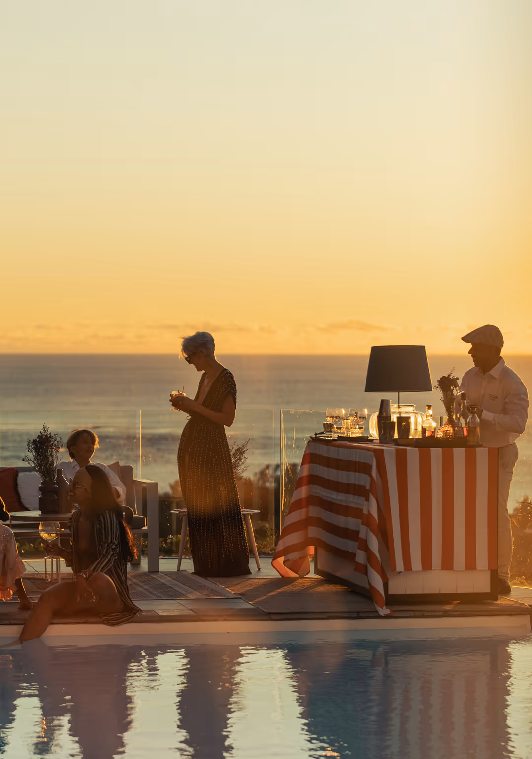 Les invités s'amusent à la villa - Extraordinary Hospitality | Muse Villas